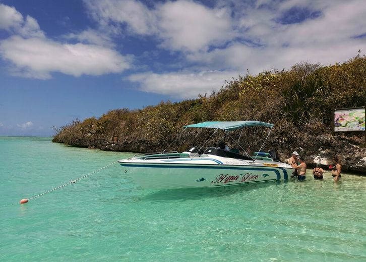 Guided island tour in Mauritius